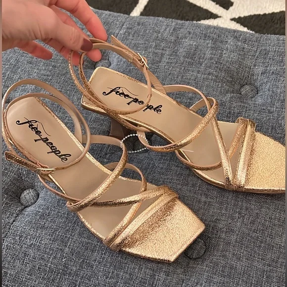 NWT Free People Faye Strappy Heels sz 7 Rose Gold Ankle Wrap - Picture 3 of 4
